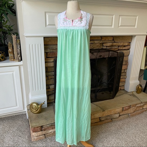 Vintage peignoir set mint green with white lace and pink rosebuds size small - Picture 2 of 8